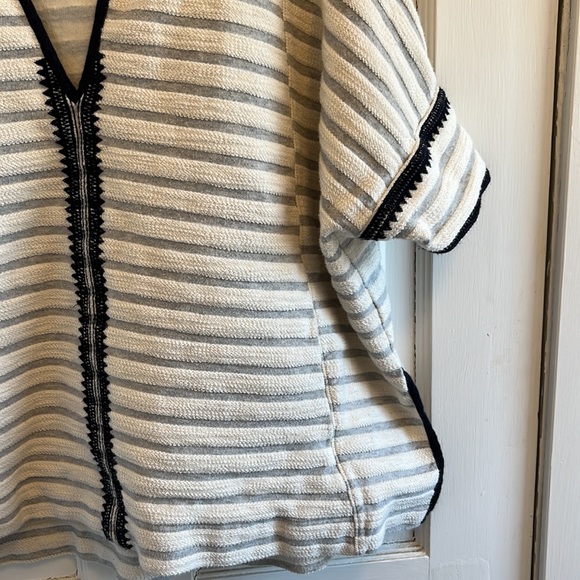 Madewell M/L Embroidered Sweatshirt - Picture 3 of 4